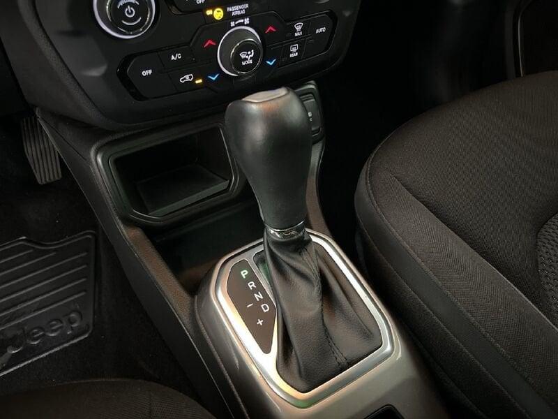 Jeep Renegade 2019 1.5 turbo t4 mhev Limited 2wd 130cv dct