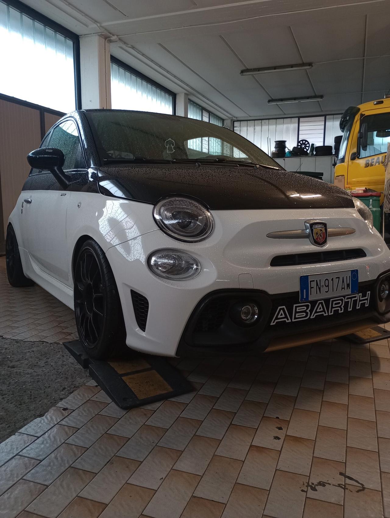 Abarth 595 1.4 Turbo T-Jet 165 CV Turismo