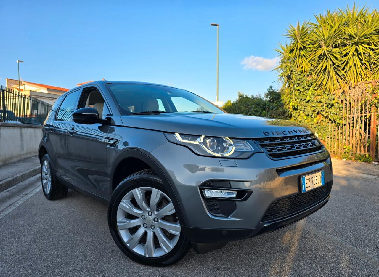 DISCOVERY SPORT HSE LUXURY 190CV DA VETRINA