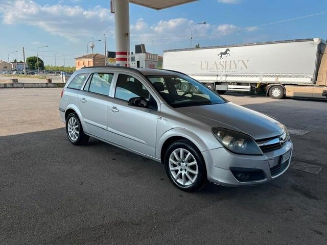 Opel Astra 1.4 16V Twinport Station Wagon Enjoy