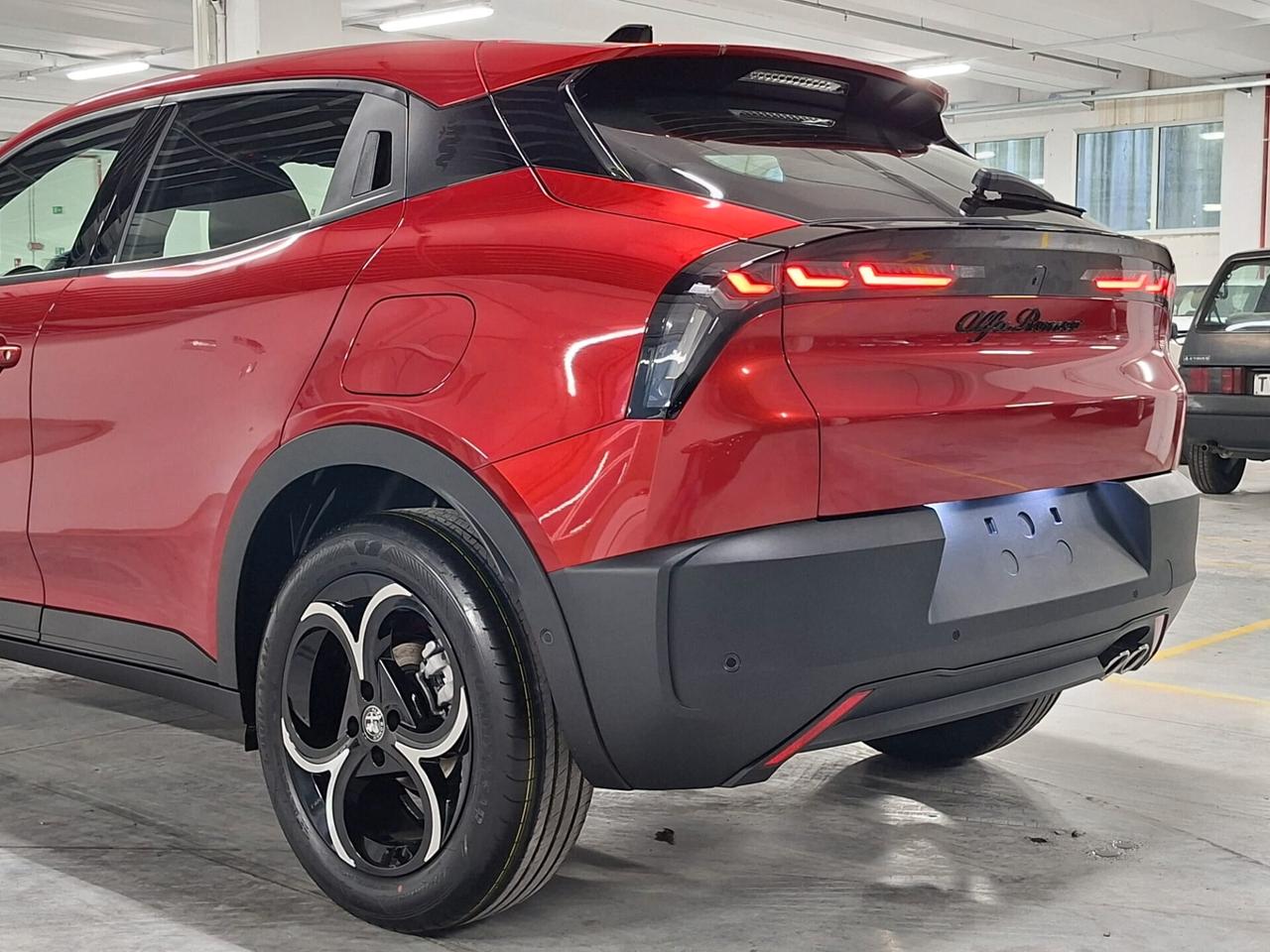 Alfa Romeo Junior 1200 Turbo mhev Hybrid eDCT6 Km. 0