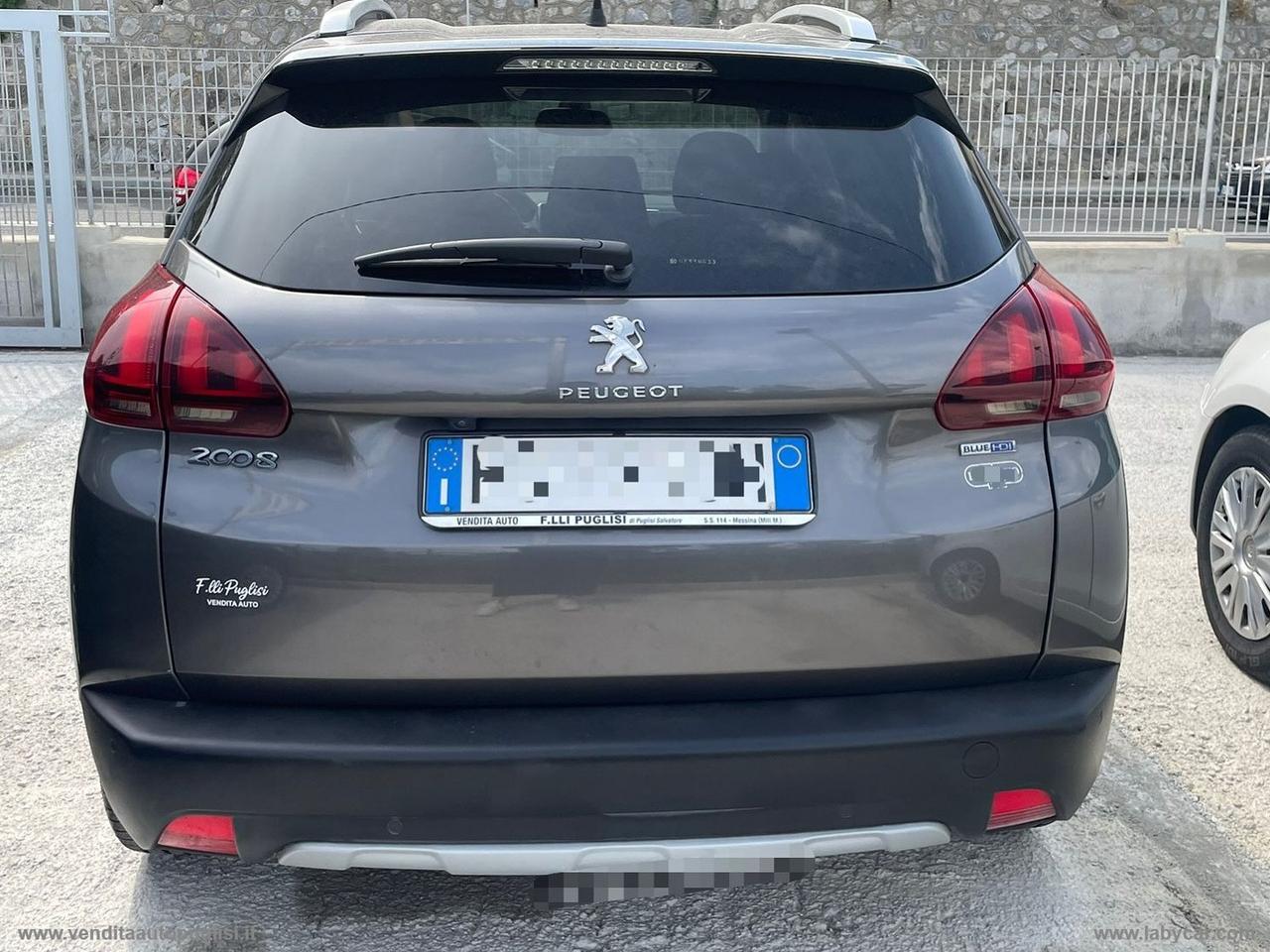 PEUGEOT 2008 BlueHDi 100 GT Line