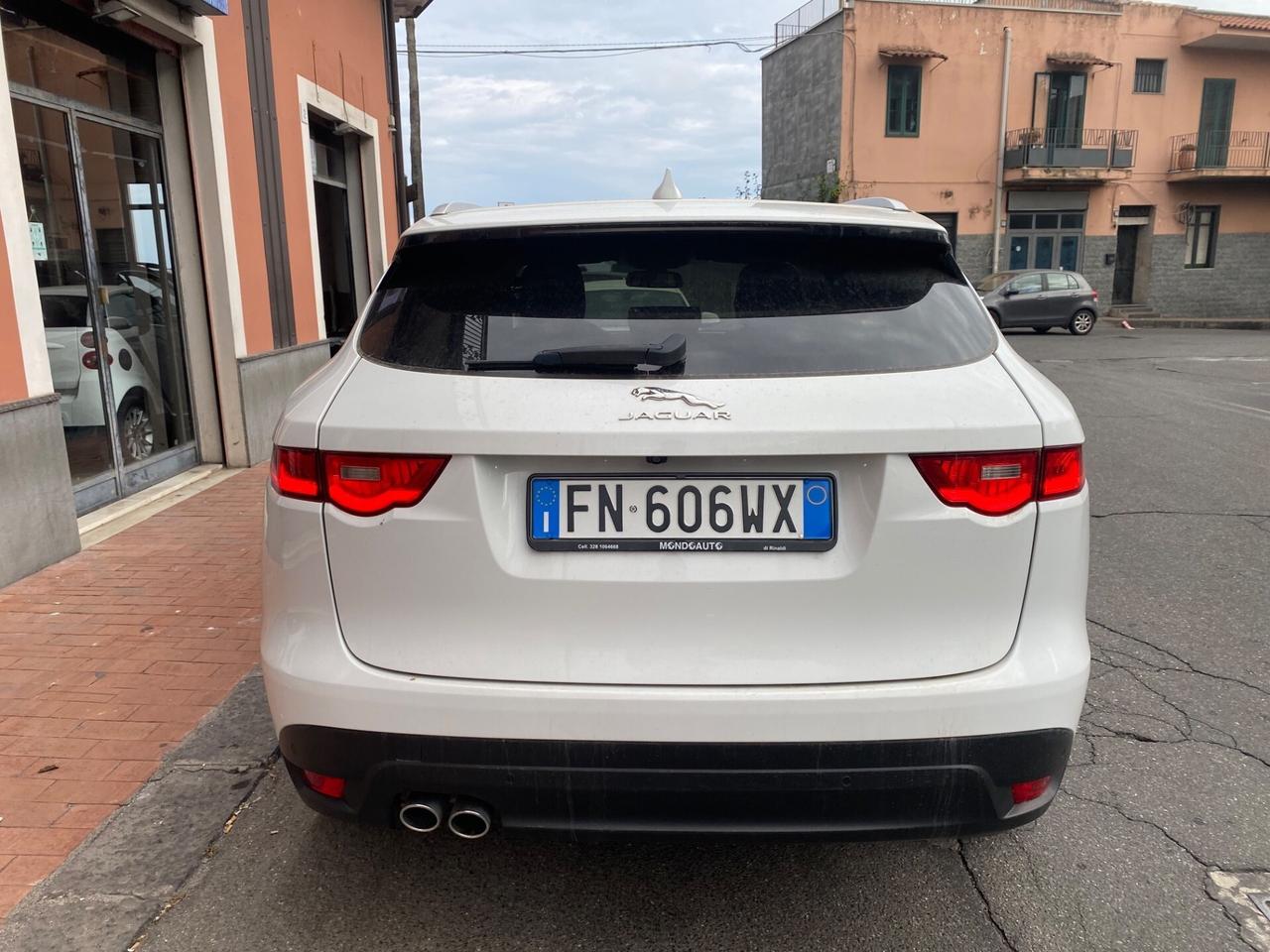 Jaguar F-Pace 2.0 D 180 CV AWD aut. Portfolio