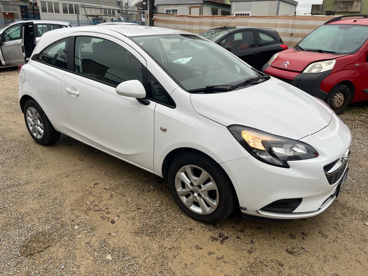 Opel Corsa 1.4 90CV GPL Tech Coupé b-Color 2015