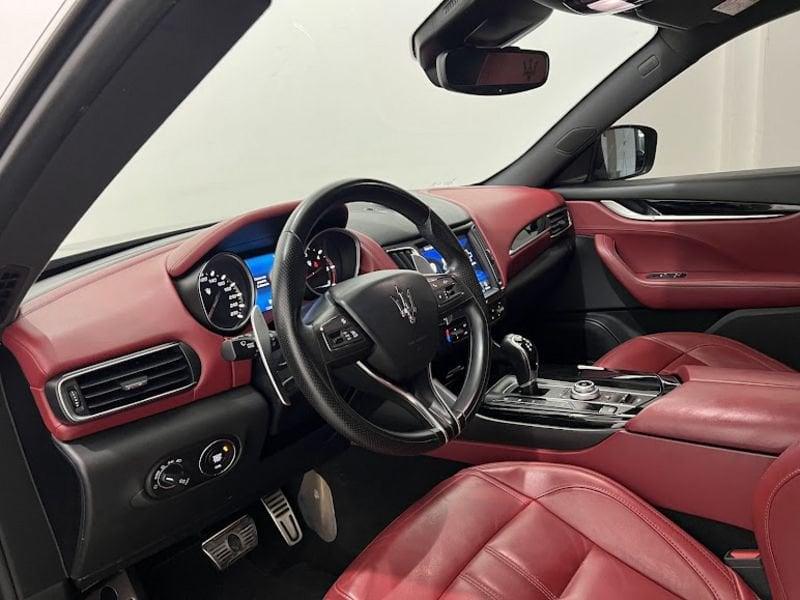 Maserati Levante V6 Diesel 250 CV AWD