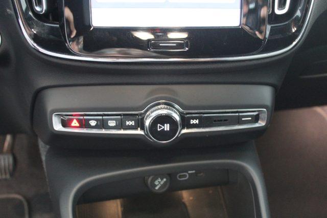 VOLVO XC40 2.0 B3 163 CV DCT Core