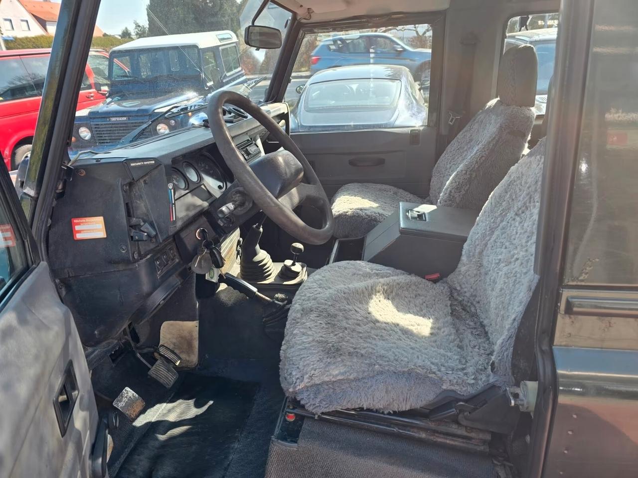 Land Rover Defender 90 2.5 Td5 SW 6 POSTI