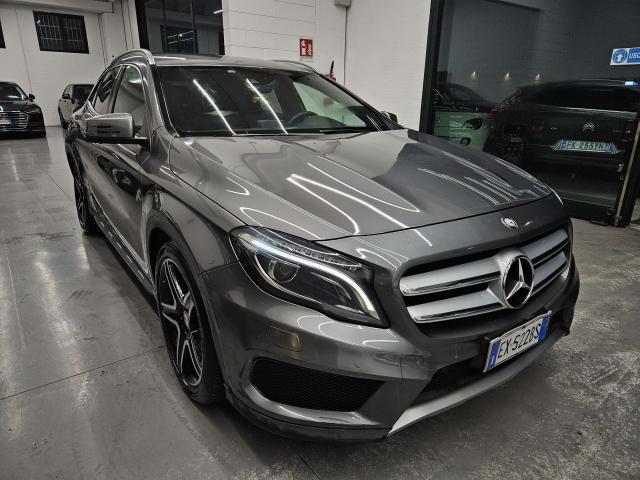 Mercedes-Benz GLA 250 GLA-X156 2014 Premium 4matic auto