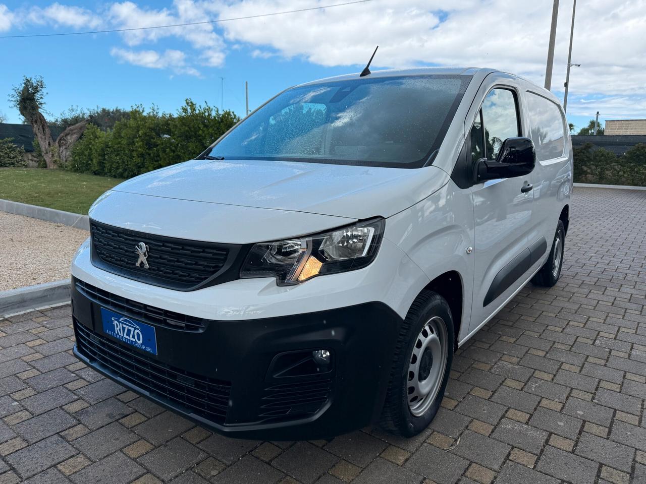 Peugeot Partner 1.5BlueHDi 100 3 POSTI NAVI Furgone Maxi L2 + IVA
