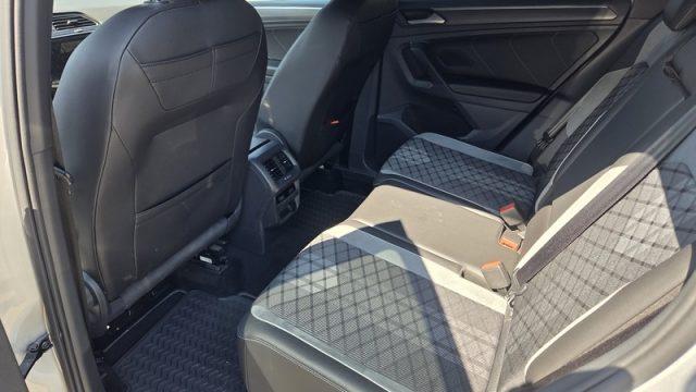 VOLKSWAGEN Tiguan 2.0 TDI 200 CV SCR DSG 4MOTION R-Line PERMUTE