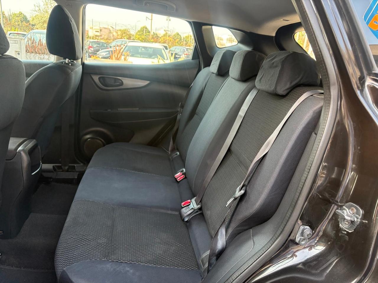 Nissan Qashqai 1.5 dCi Visia