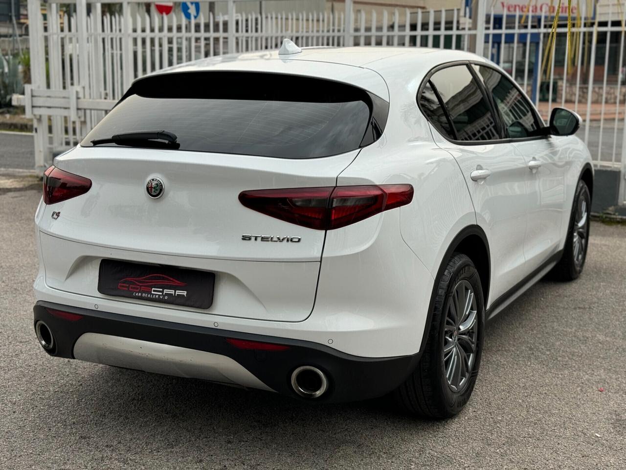 Alfa Romeo Stelvio 2.2 190 CV AT8 Q4 Business