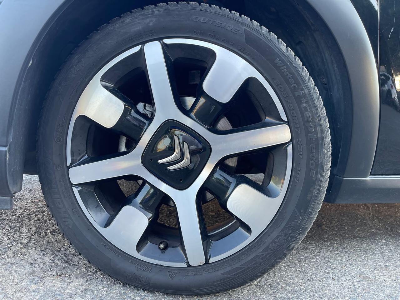 Citroen C3 1.2 PureTech 110 Shine #10978