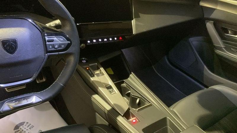 Peugeot 308 308 Plug-in Hybrid 225 e-EAT8 SW GT