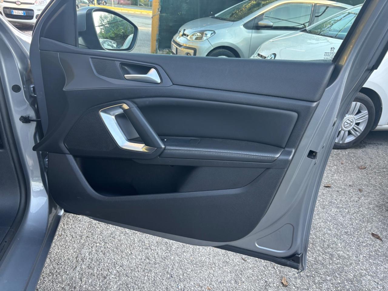 Peugeot 308 1.6 HDi 115 CV 5 porte Allure