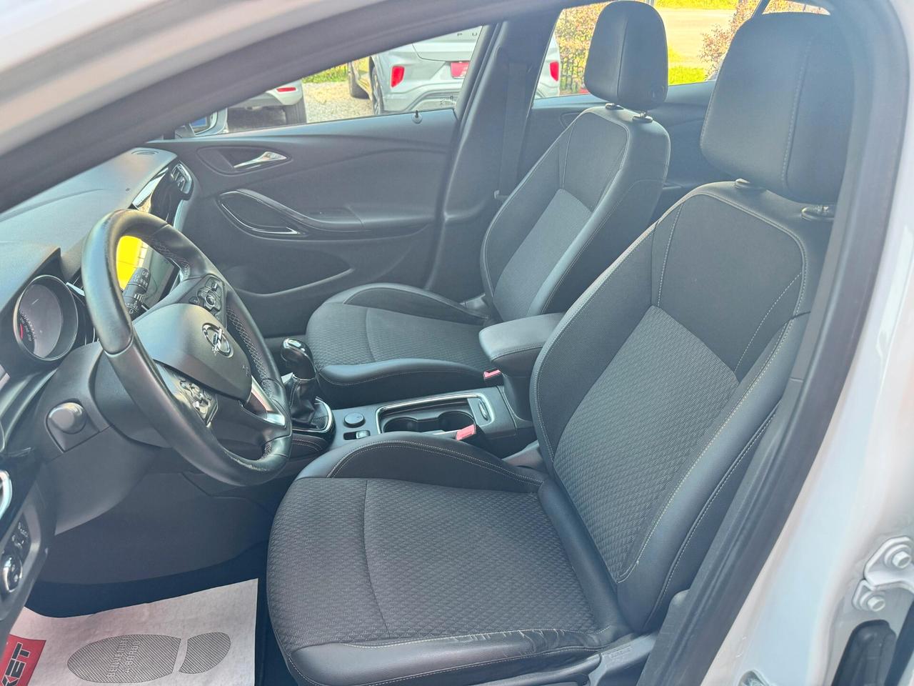 Opel Astra 1.6 CDTi 110CV 5 p Innovation