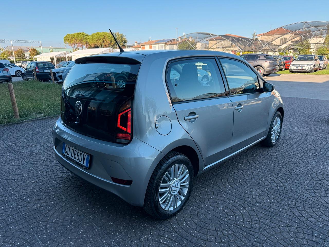 Volkswagen up! 1.0 5p. eco move BlueMotion Technology