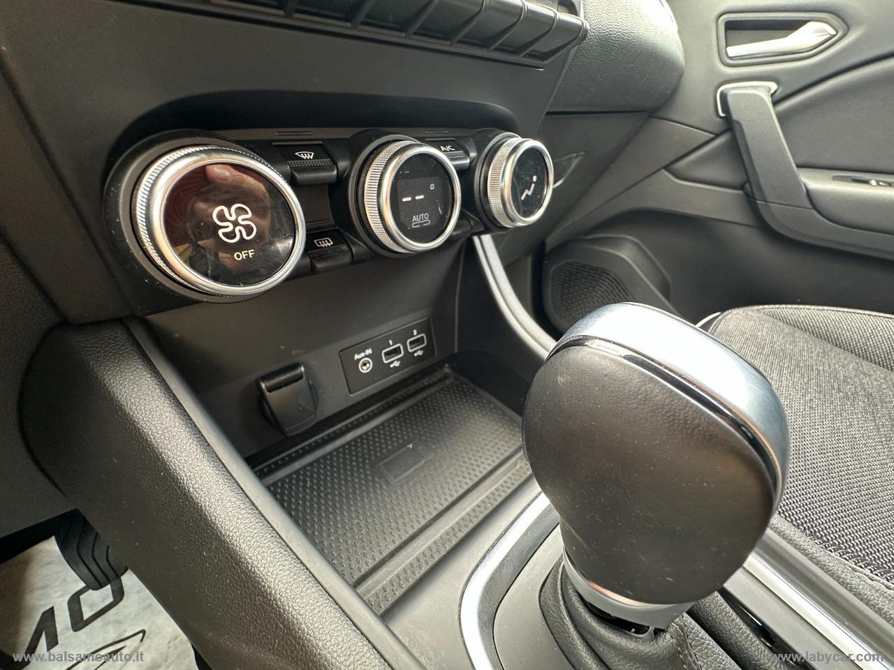 RENAULT Captur Hybrid E-Tech N1