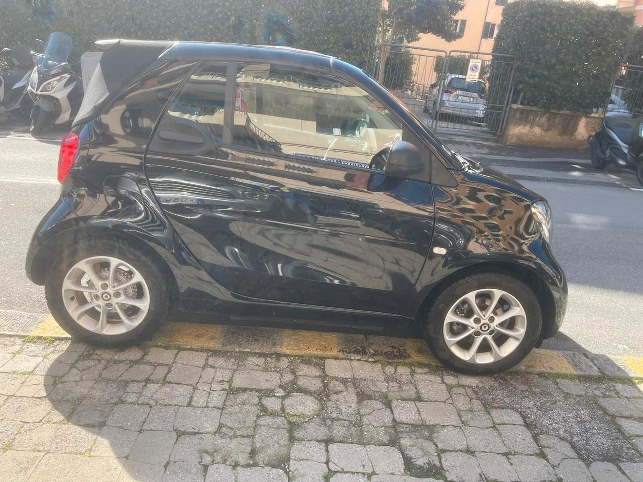 Smart ForTwo 70 1.0 twinamic cabrio Passion