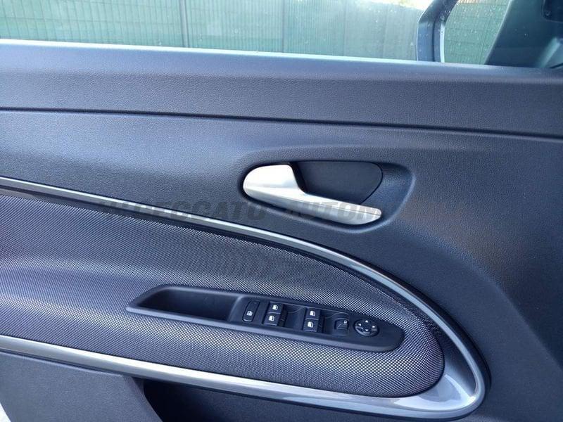 FIAT 600 600 600 1.2 Hybrid 136cv