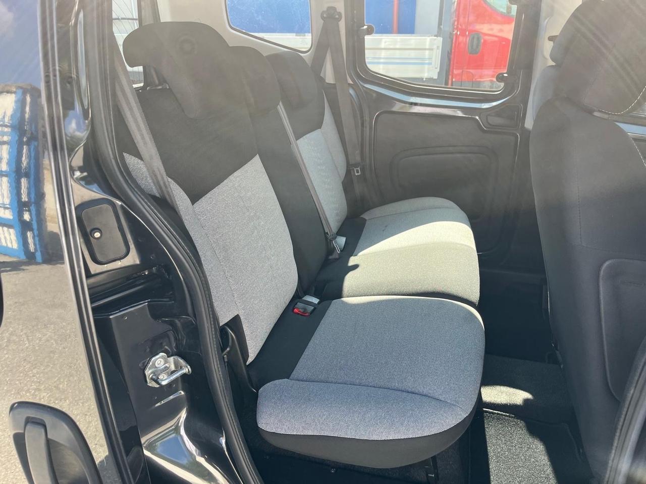 Fiat Qubo 5 posti -1.3 mjt- full - km 70000-2019