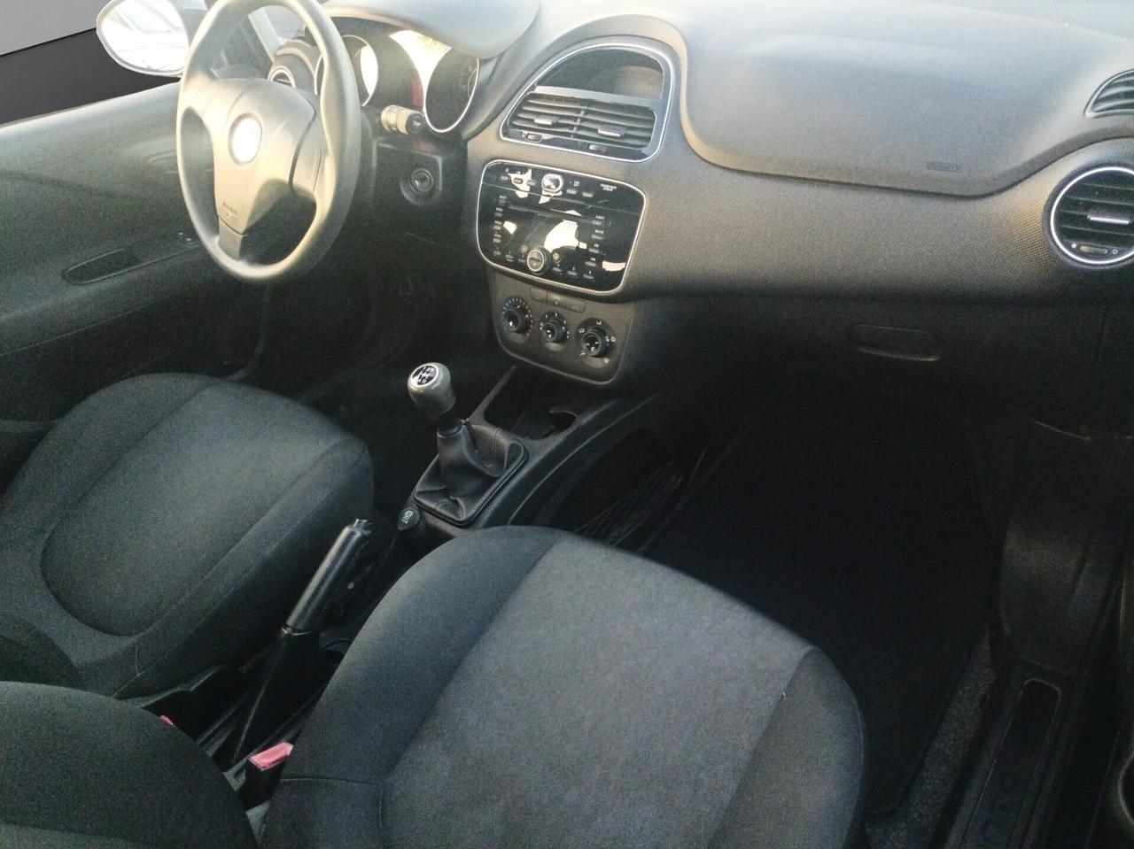 Fiat Punto 1.3 MJT II S&S 95 CV 5 porte Street