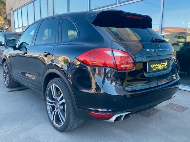 Porsche Cayenne 3.0 Diesel full optional pano 21" nazionale