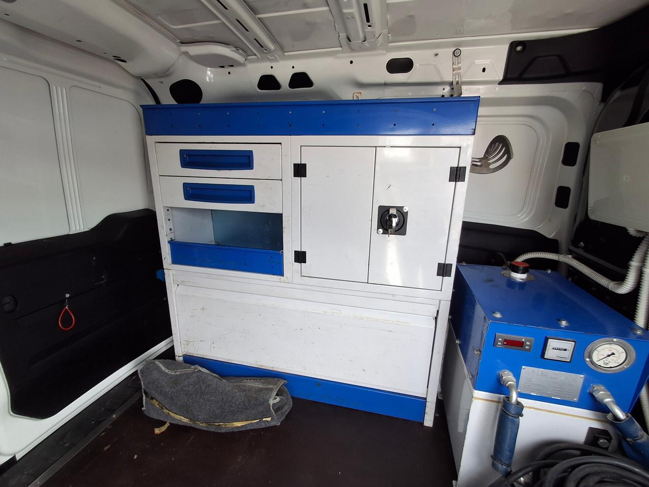 Fiat Doblò 2.0 MJT Officina Mobile