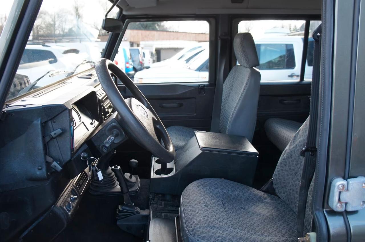 Land Rover Defender 130 2.5 TD5 Crew Cab 4x4 N1