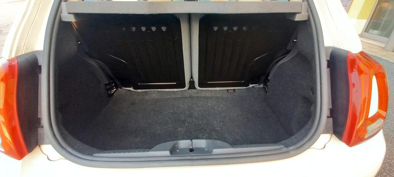 Fiat 500 Benzina cc. 1.242 Modello Lounge Euro 6/B SOLO 53.100 KM. Utilizzabile anche per i Neopatentati.