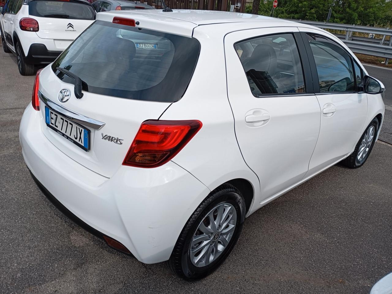 Toyota Yaris 5P 1.4 D-4D Lounge