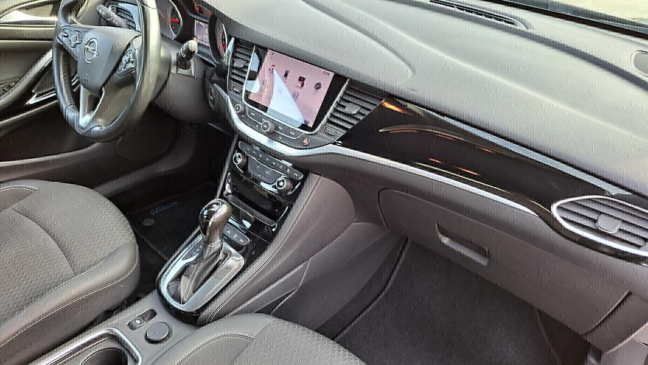 Opel Astra 1.6 CDTi 136CV Automatica Innovation.