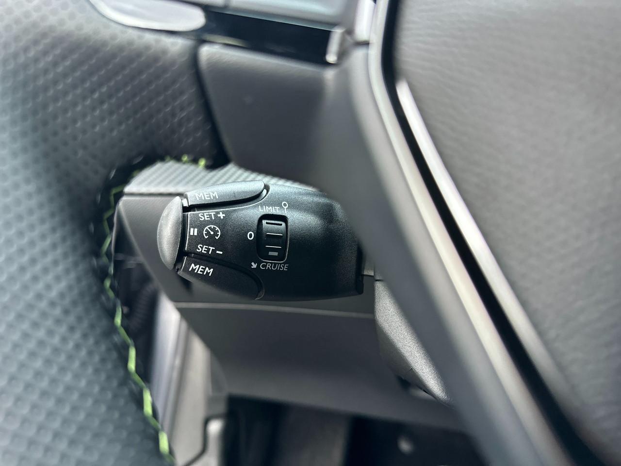 PEUGEOT 208 II 2023 - 208 1.2 hybrid GT 110cv e-dcs 6