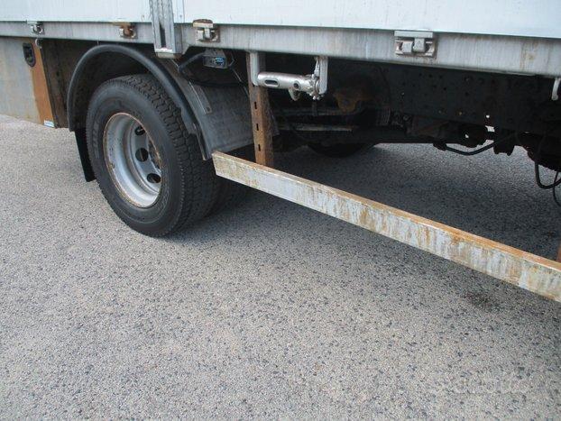 Iveco EUROCARGO 120 EL 18 E5 P.3690 CASSONE DA 5.4