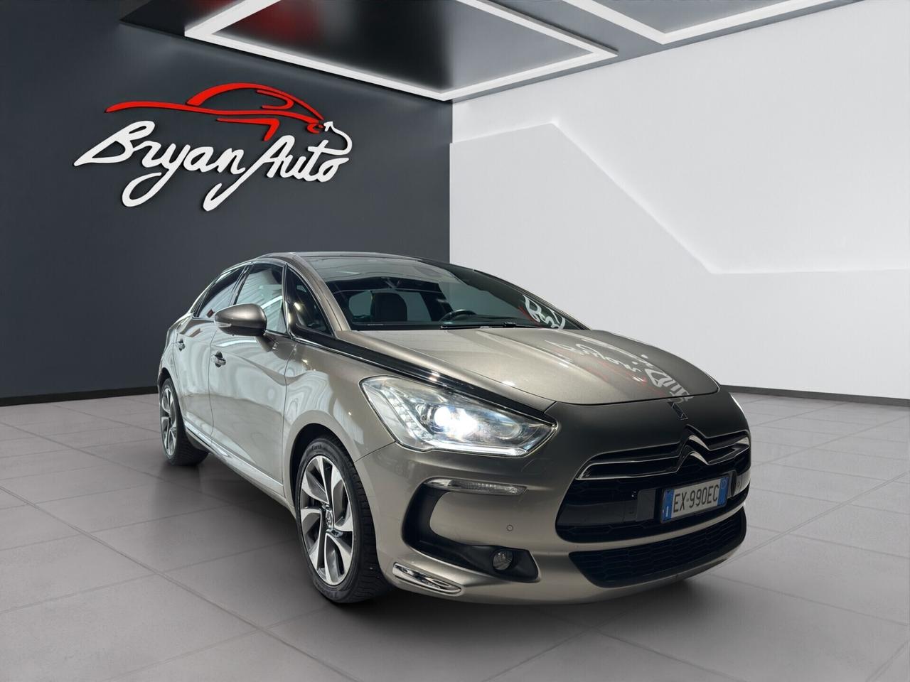 Ds DS5 2.0 HDi 163CV aut. So Chic T.PANOR. AUTO