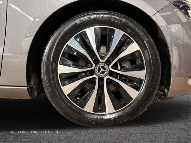 MERCEDES-BENZ B 180 d Automatic Sport