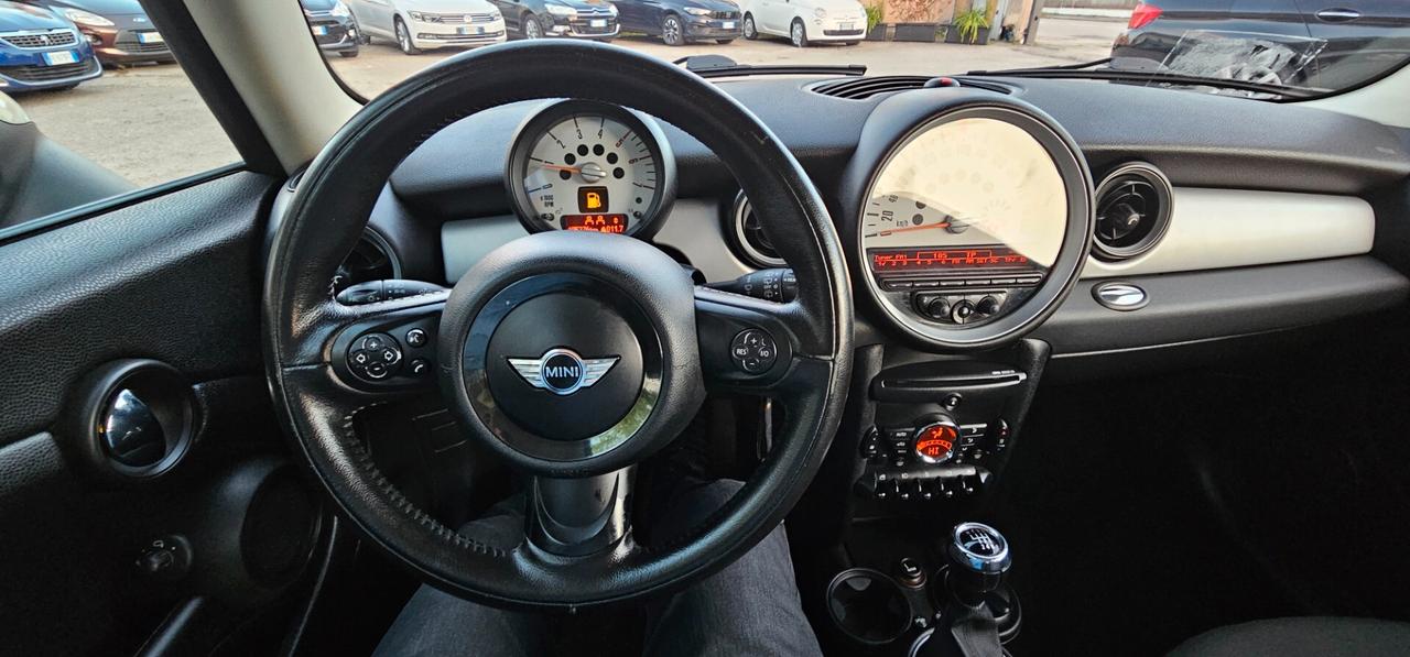 Mini 1.6 16V One D SOLO 103000 km