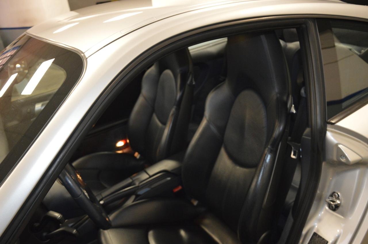 Porsche 911 997 Carrera 2 cat Coupé
