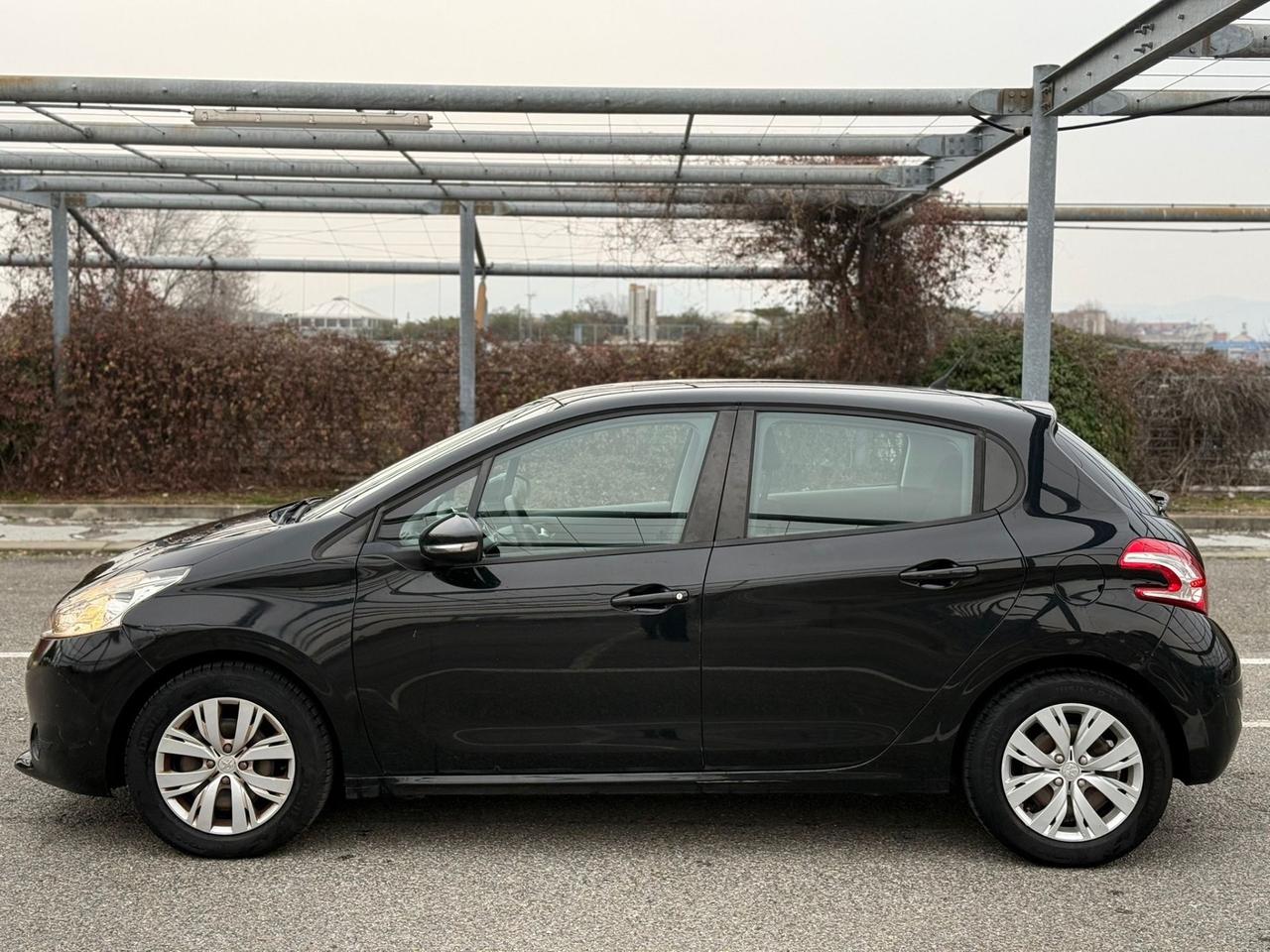 Peugeot 208 PureTech 82 5 porte Allure