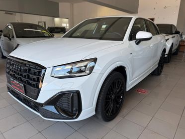 Audi Q2 35 TDI S tronic Identity Black