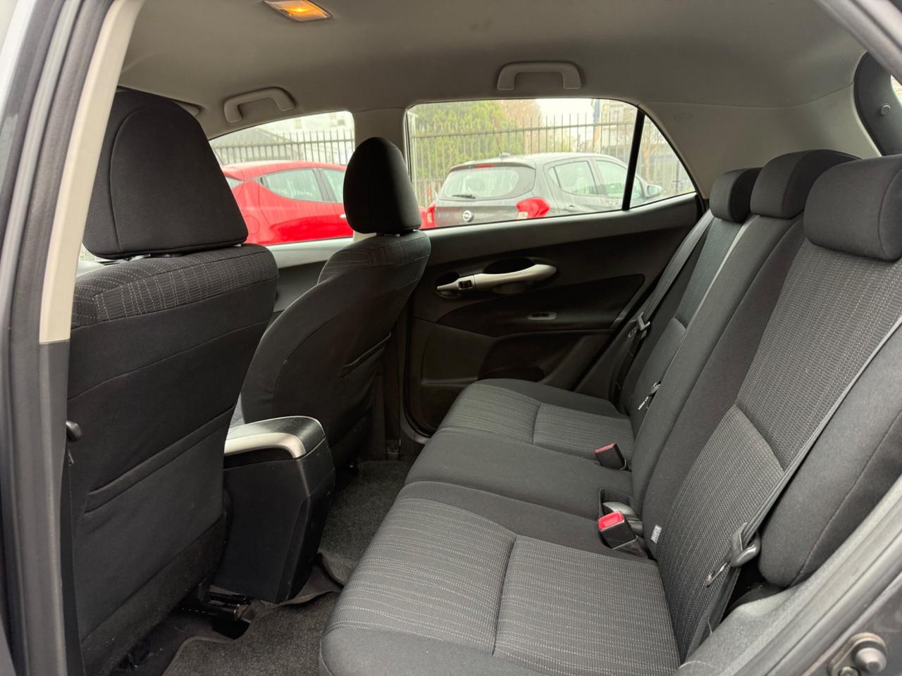 Toyota Auris 1.4 solo 85000 km