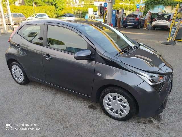 Toyota Aygo Aygo II 2018 5p 5p 1.0 x-clusiv m-mt 72cv