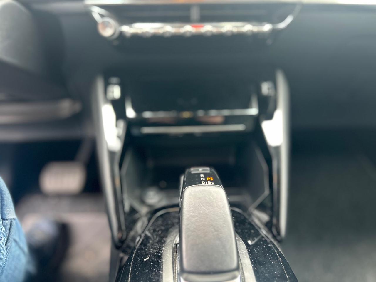 Peugeot 208 Allure e-208 #9540