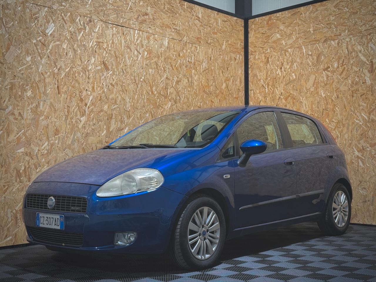 Fiat Grande Punto 1.3 MJT 90 CV 5 porte Dynamic