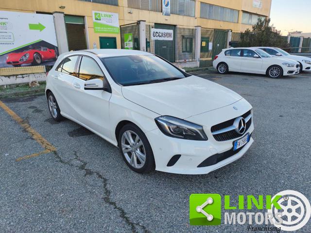 MERCEDES-BENZ A 200 d Automatic Premium