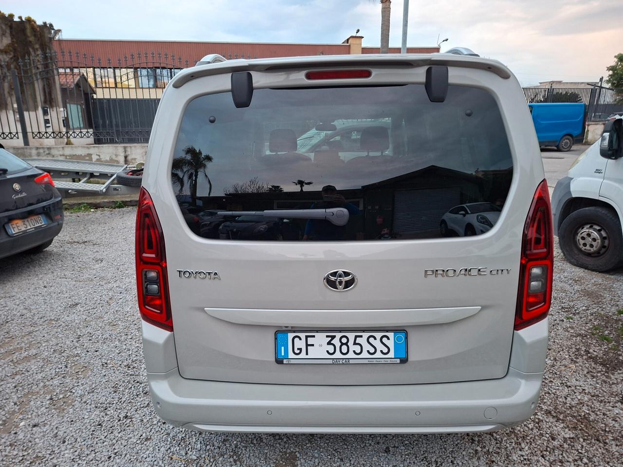 Toyota Proace Verso 1.5D L0 D Luxury