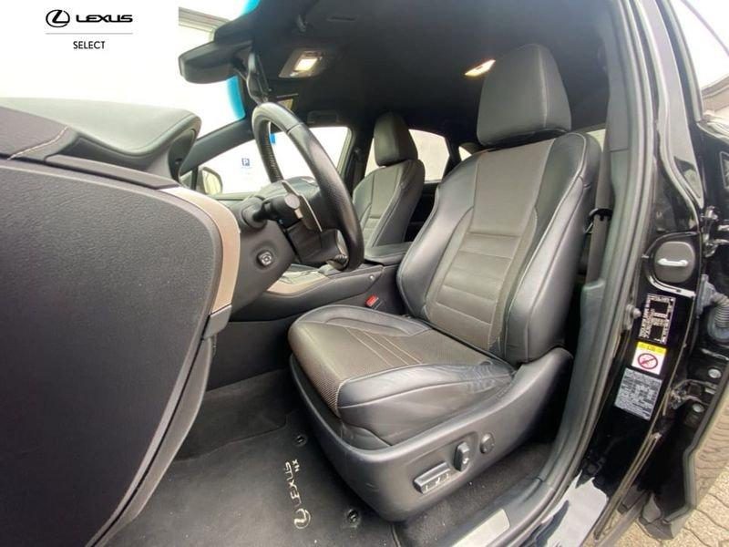Lexus NX 300H 2.5 F SPORT 4WD CVT