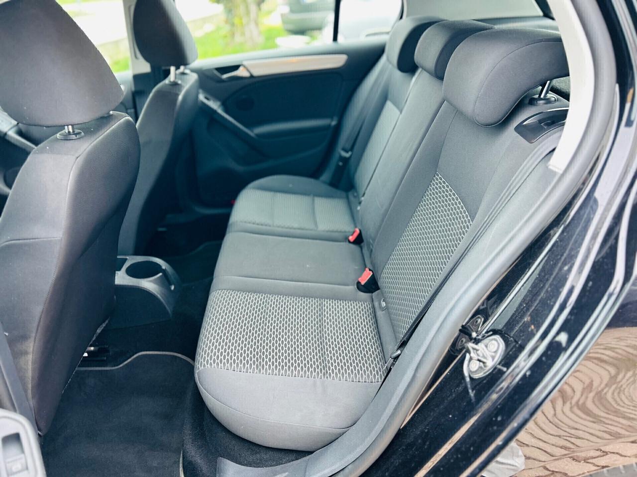 Volkswagen Golf 1.6 TDI DPF 5p. Highline