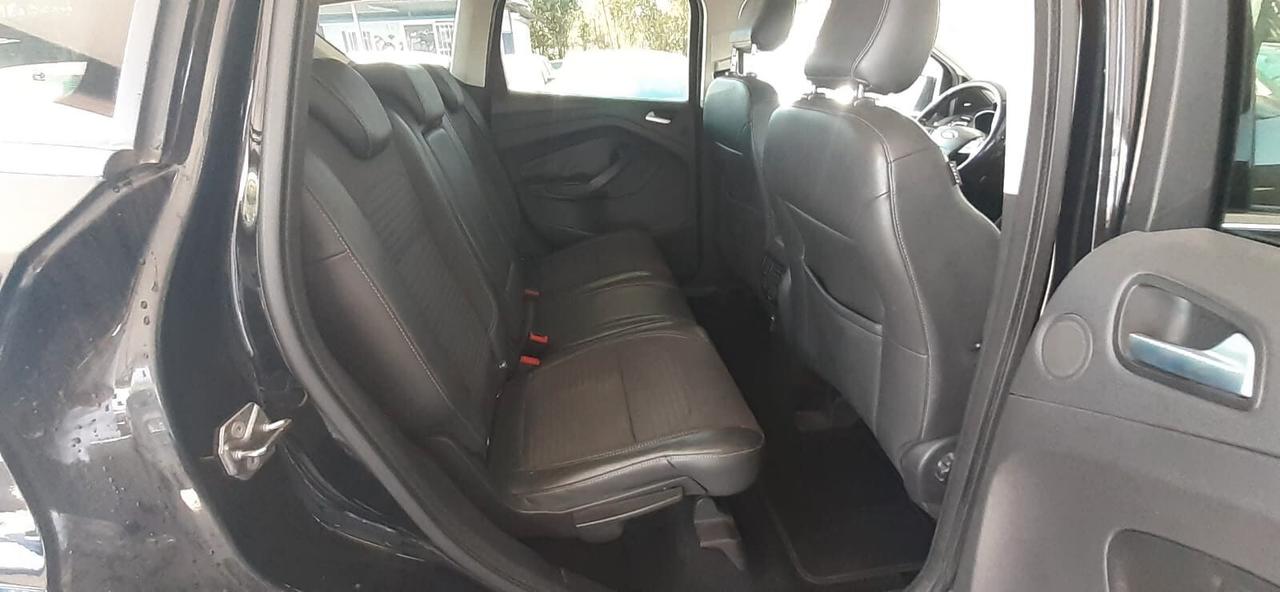 Ford Kuga 2018 - 2.0TDCI 150CV 4WD Powershift Titanium Lb automobili