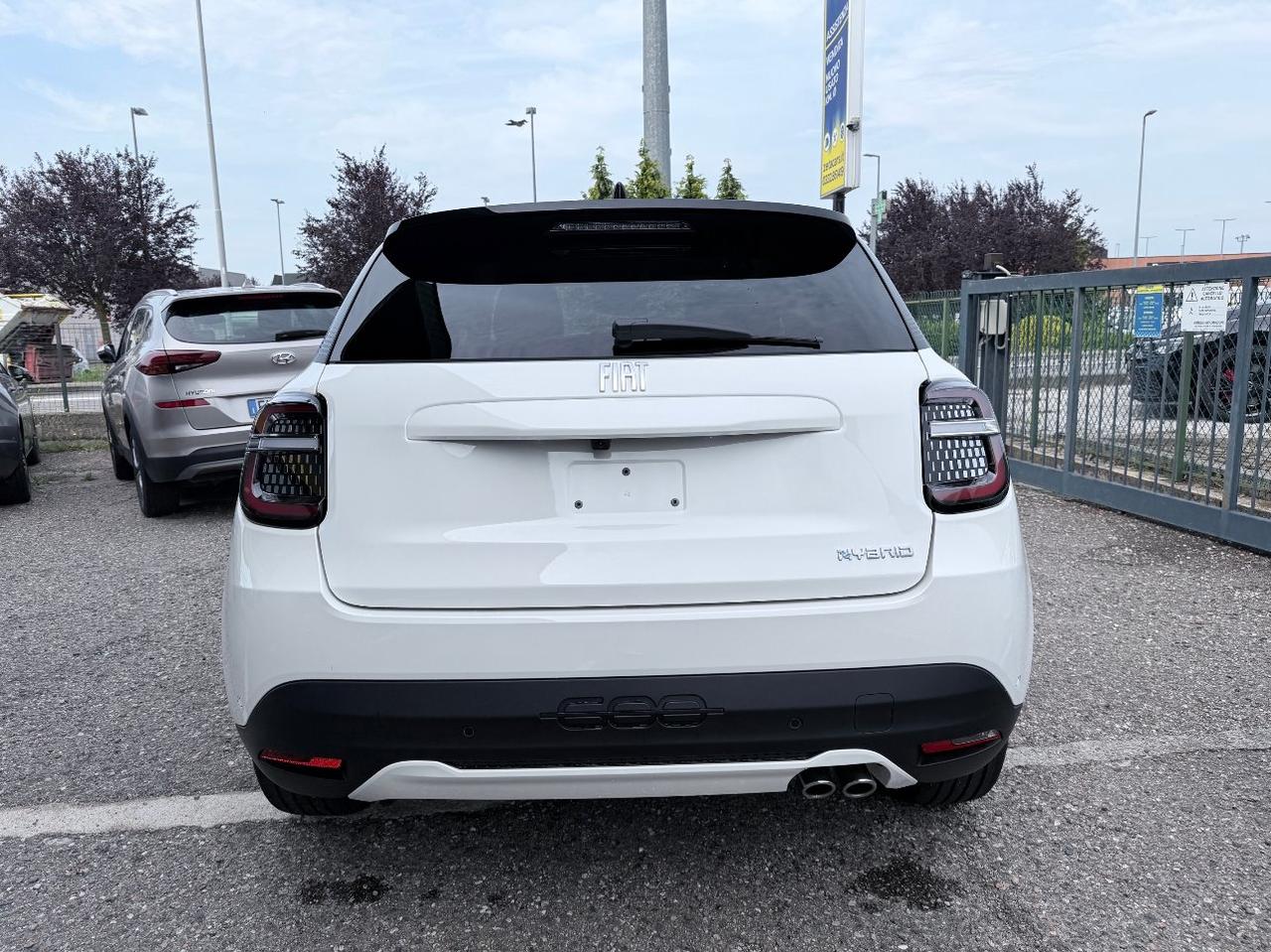 Fiat 600 1.2 hybrid La Prima II 145cv auto